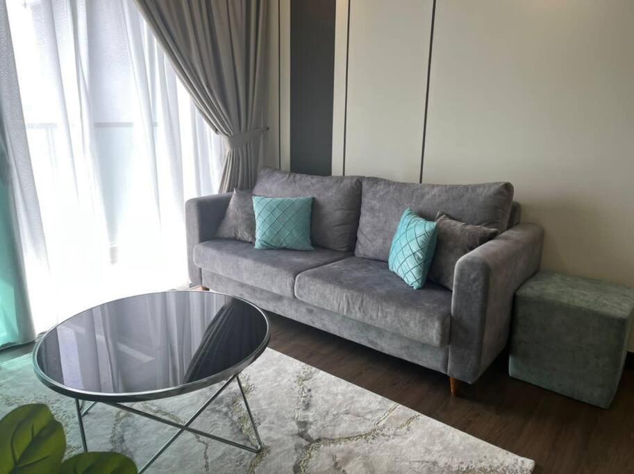 Attractive 3 Bedroom Condo With Pool-D Raudhah Homestay Kajang Exterior photo