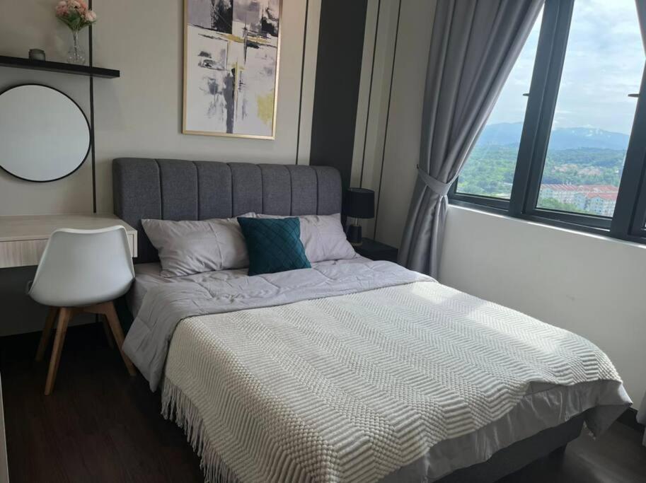 Attractive 3 Bedroom Condo With Pool-D Raudhah Homestay Kajang Exterior photo