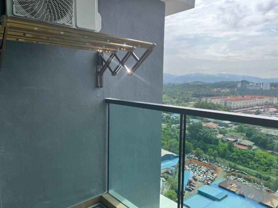Attractive 3 Bedroom Condo With Pool-D Raudhah Homestay Kajang Exterior photo