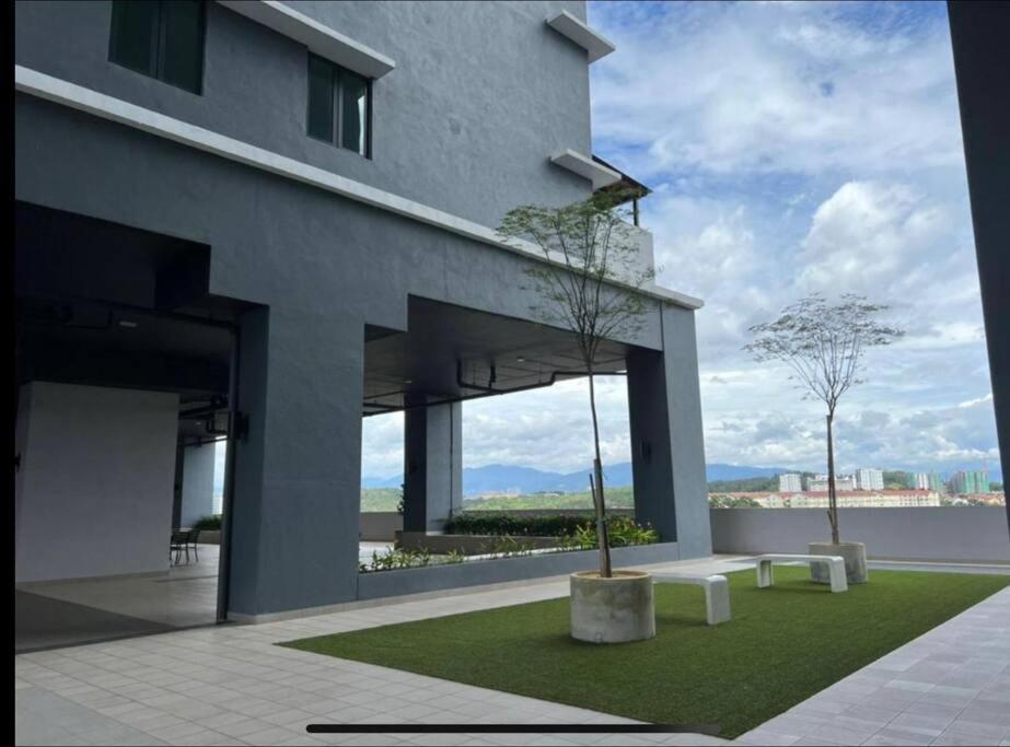 Attractive 3 Bedroom Condo With Pool-D Raudhah Homestay Kajang Exterior photo